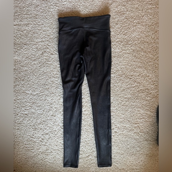 Spanx faux leather leggings, size xs - Picture 3 of 7